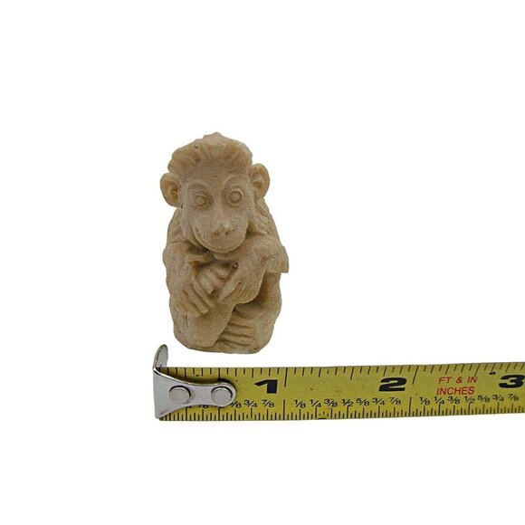 Vintage Small Baboon Monkey Chimp Art Figure Miniature Bone Resin Collectible 2" - Picture 6 of 10